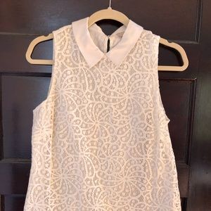 sleeveless peter-pan collar blouse